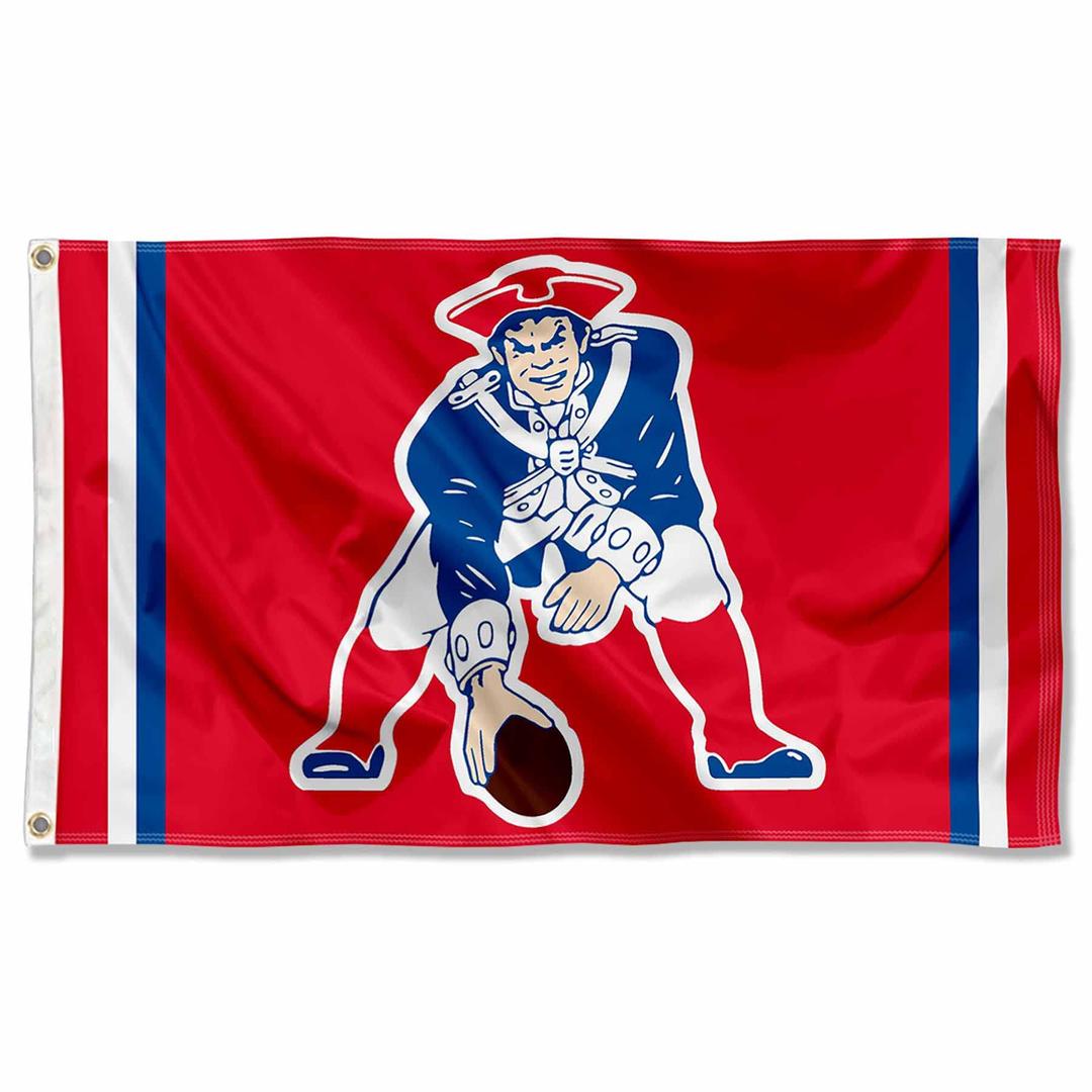 WinCraftNew England Patriots Pat Patriot Vintage Flag