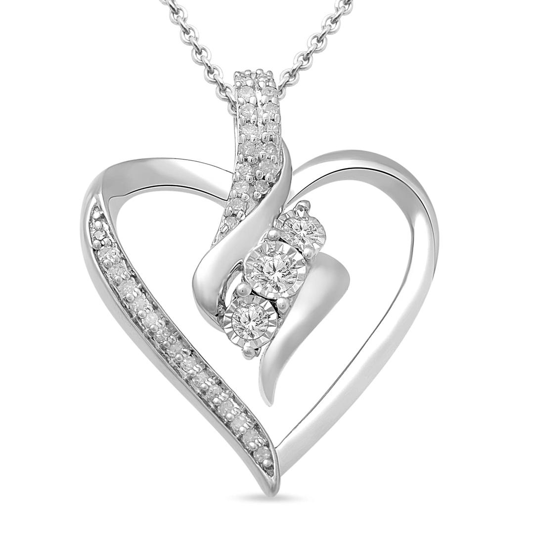 Amazon EssentialsDiamond 3 Stone Pendant Necklace (1/4 cttw), 18" (previously Amazon Collection)