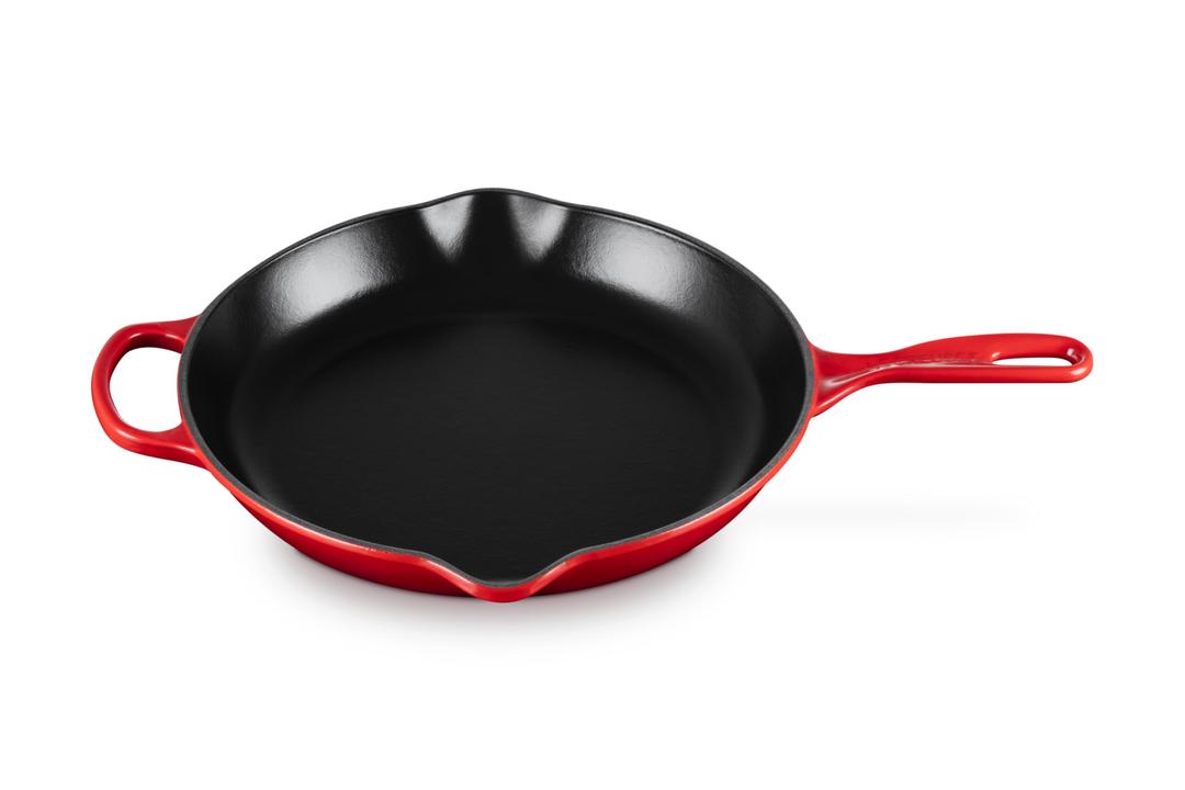 Le CreusetEnameled Cast Iron Signature Iron Handle Skillet, 11.75" (2-3/8 qt.), Cerise