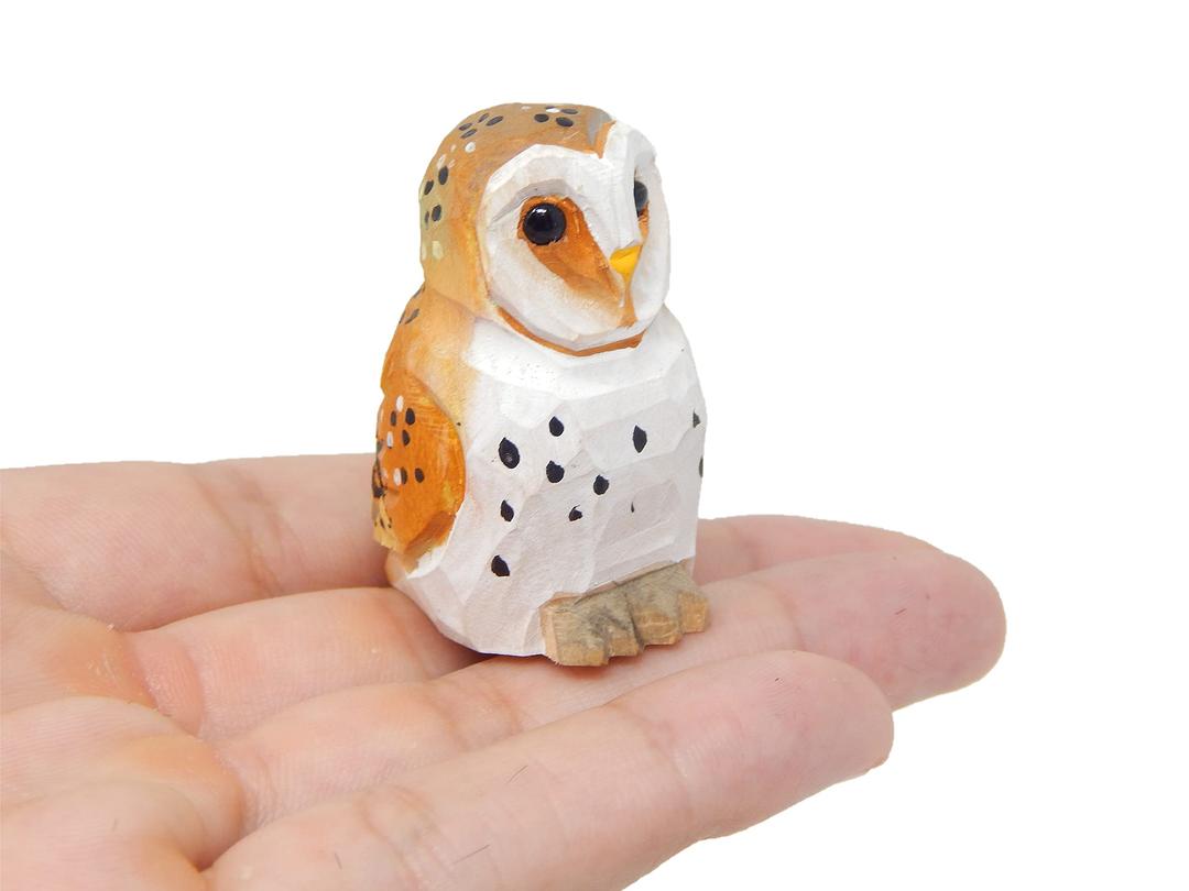 Barn Owl Wood Figurine Fake Miniature Decoration Forest Bird Carved Small Animal Sculpture Garden Statue