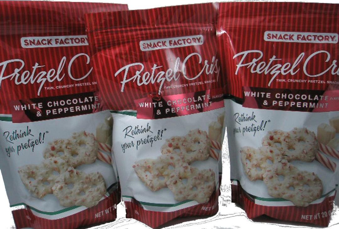 Snack Factory Pretzel Crisps White Chocolate Flavor and Peppermint 20 Oz (Pack of 3) by Snack Factory