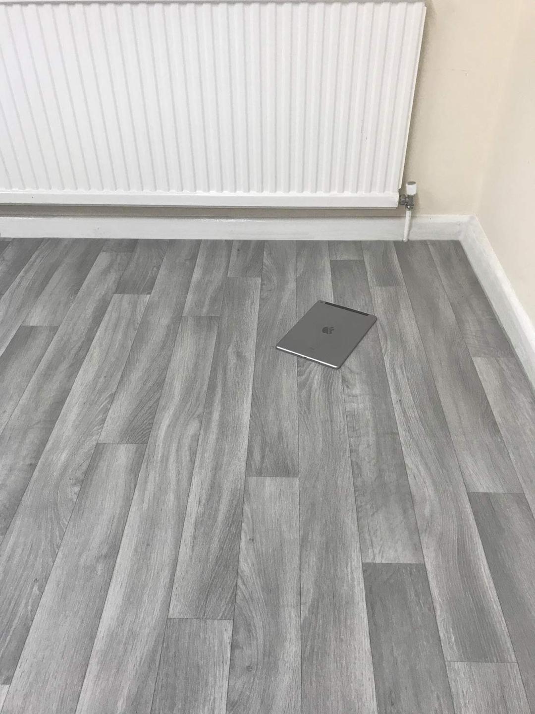 Grandismo Grey Oak - 2Metre Width - Vinyl/Lino Flooring For Bathroom/Kitchen - Plank Wood Effect Cushion - Anti Slip 2 Metre Length x (2 Metre Width)