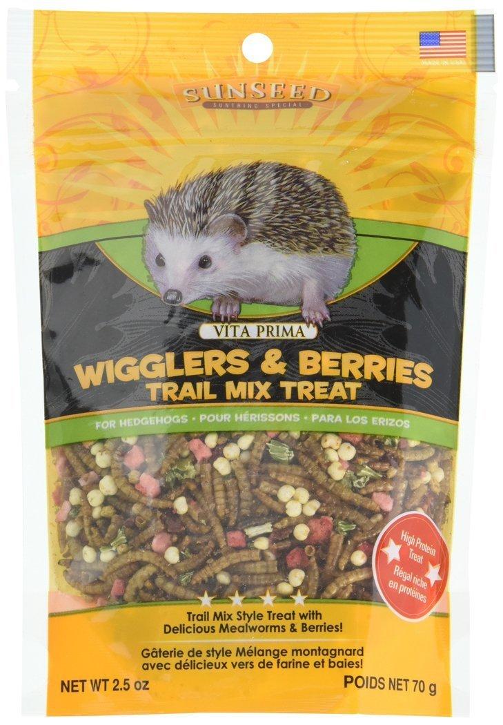 SunseedVita Prima Wigglers & Berries Hedgehog Treat - Mealworms for Hedgehogs - Small Animal Trail Mix Snack