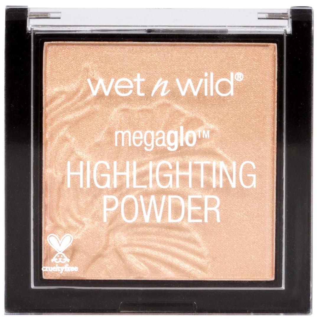 Wet n Wild MegaGlo Highlighting Powder,Highly-pigmented Powder Highlighter with Ultra-pearly Finish and Easy-to-blend Formula,for a Silky & Shimmery Effect,Precious Petals Paraben & Cruelty Free-5.4g