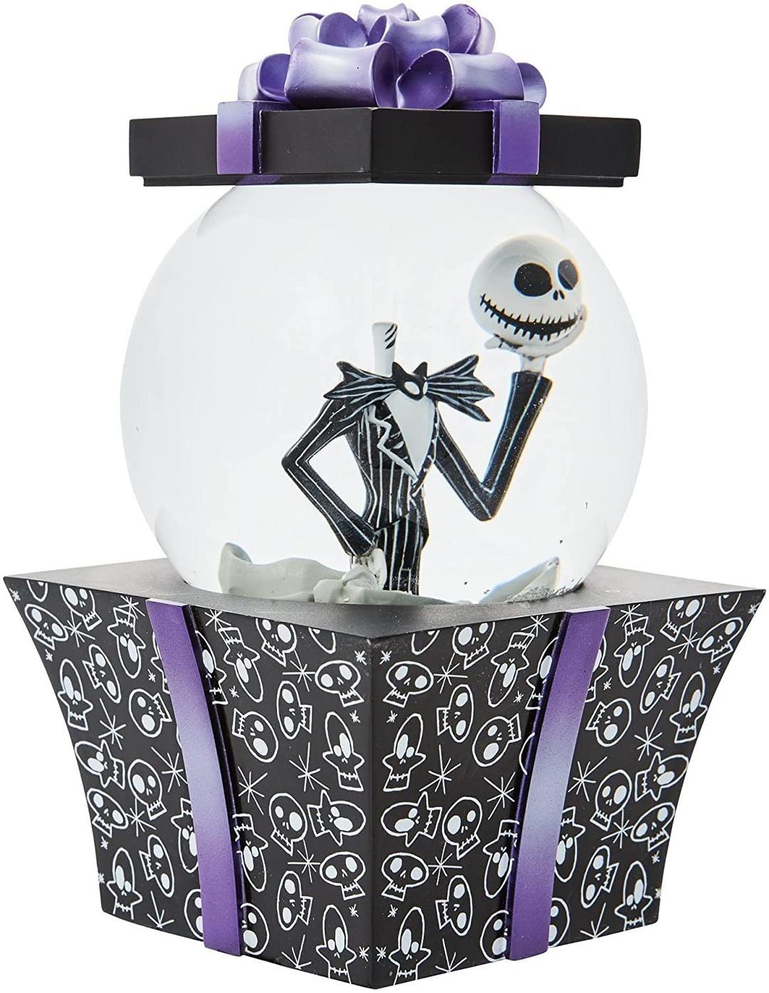 Department 56Disney The Nightmare Before Christmas Jack Skellington Holding Head in Gift Sculpted Water Globe Waterball, 7 Inch, Multicolor