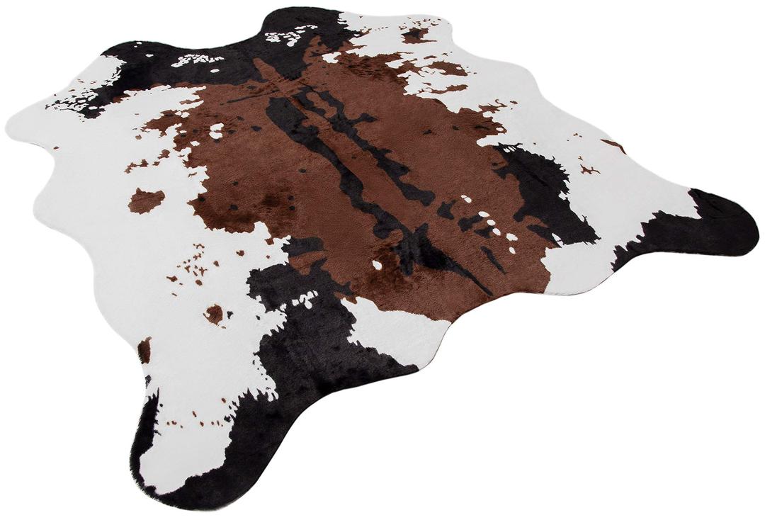 NativeSkins Faux Cowhide Rug (4.6ft x 5.2ft) - Cow Print Area Rug for a Western Boho Decor - Synthetic, Cruelty-Free Animal Hide Carpet with No-Slip Backing, Cow Print Rug