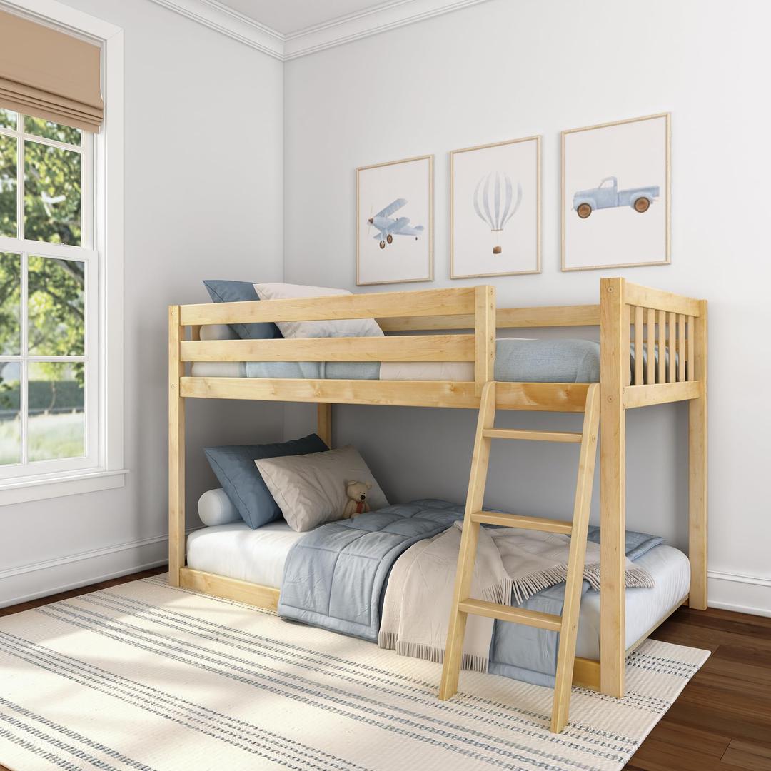 Max & LilyFundamental Twin Low Bunk Bed, Kids Solid Wood Modern Bed Frame with Strong Wooden Slats, Non-Toxic Finishes, High Weight Capacity, Natural