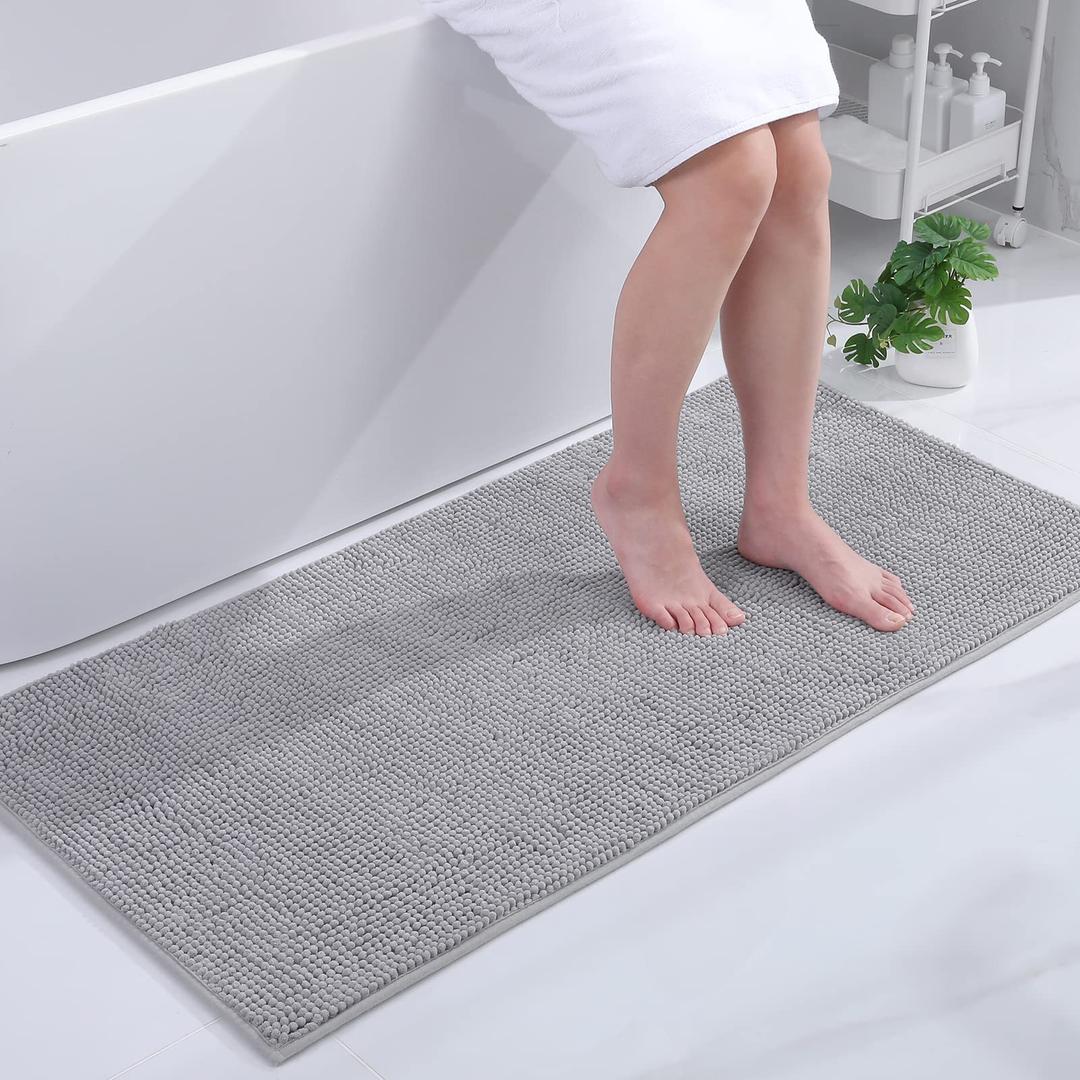 smiry Non Slip Chenille Bath Mat, 60 x 120 cm, Extra Soft Large Bathroom Mat Runner, Highly Absorbent Bath Mats for Bathroom Floor, Machine-Washable Quick Dry Foot Mat, Grey