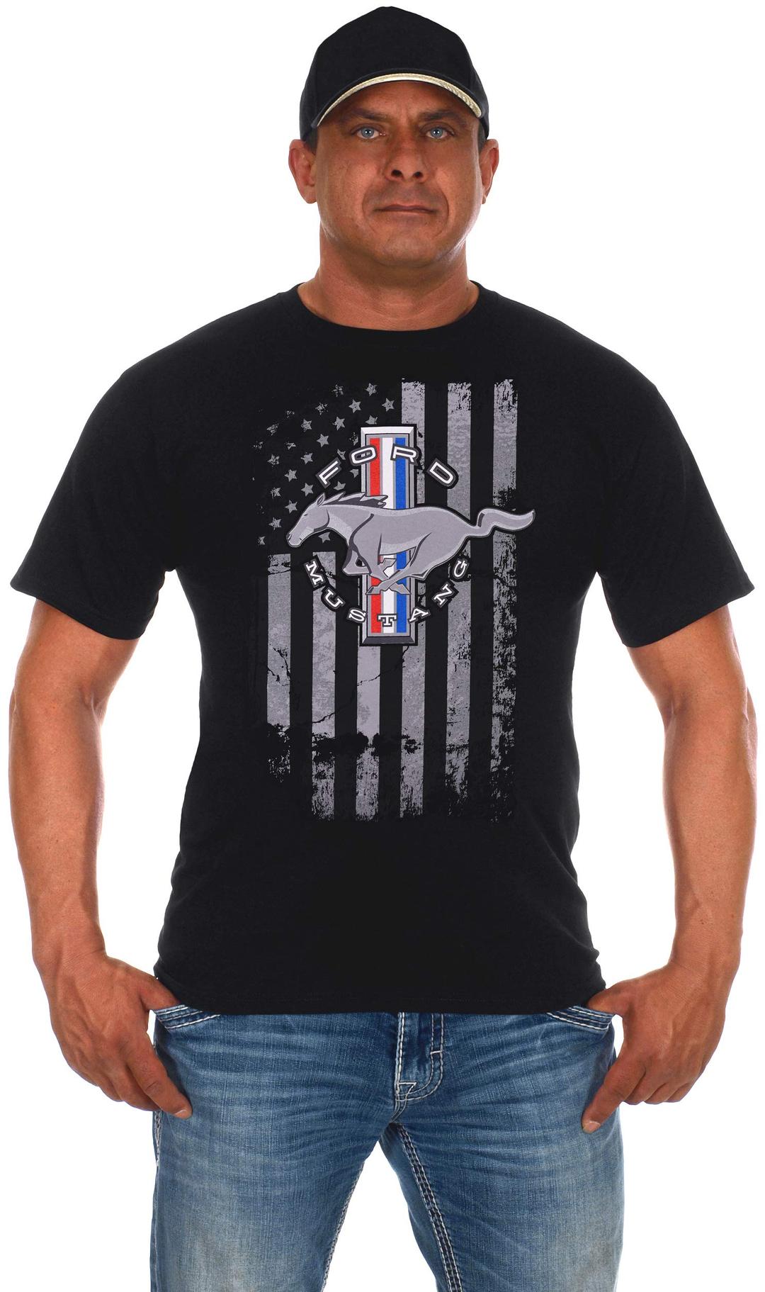 JH DESIGN GROUP Men's Ford Mustang T-Shirt Distressed American Flag Crew Neck Shirt