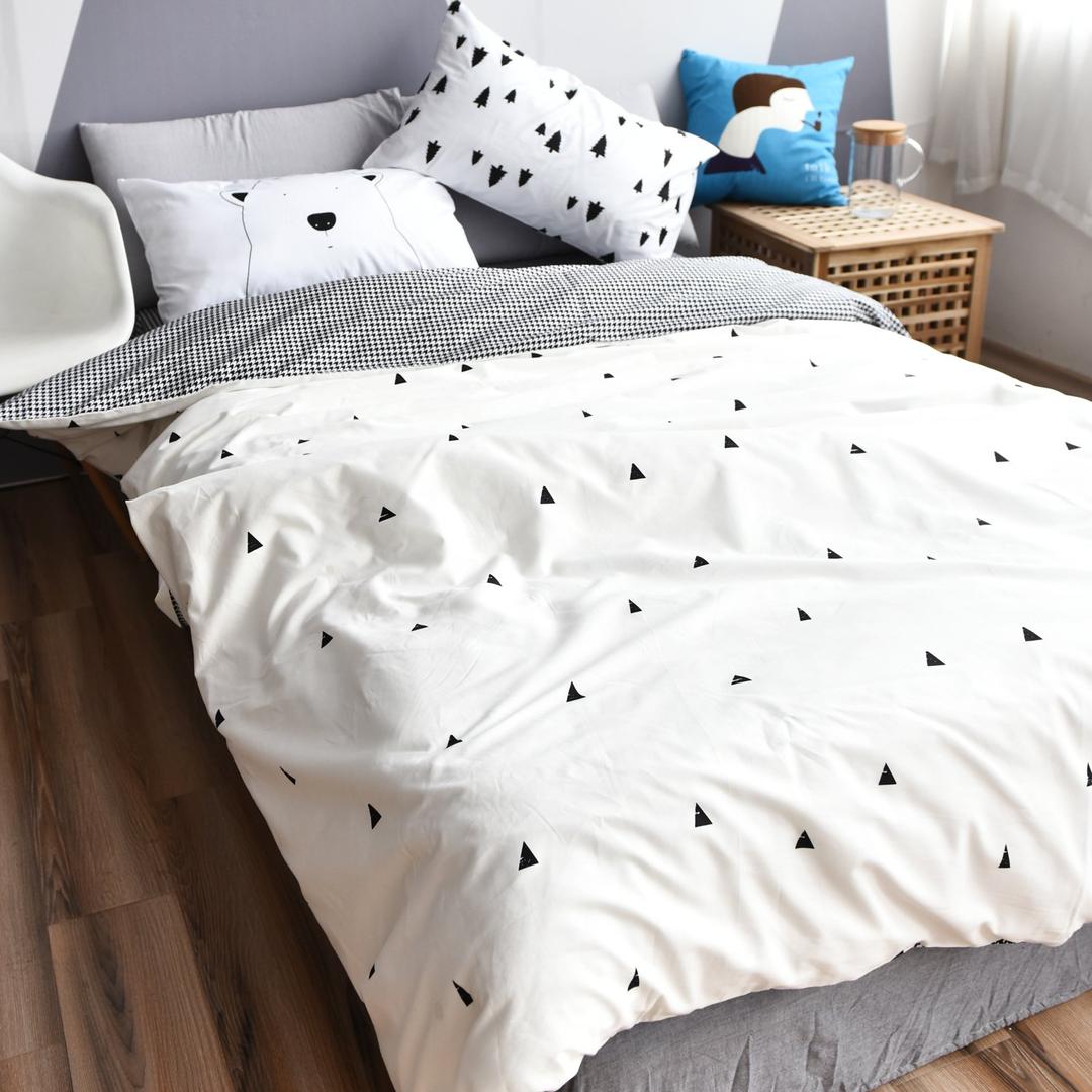 BuLuTu Forest Bear Kids Twin Duvet Cover Cotton 3 Pieces Duvet Cover Set Black and White Toddler Bedding Triangle Bedding with Zipper Closure for Teen Boys Girls,No Comforter