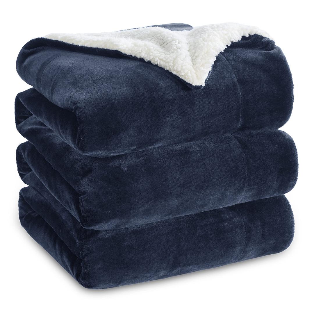 Bedsure Sherpa Fleece Blankets King Size for Bed - Thick and Warm Blanket for Winter, Soft Fuzzy Plush King Blanket for All Seasons, Navy, 108x90 Inches