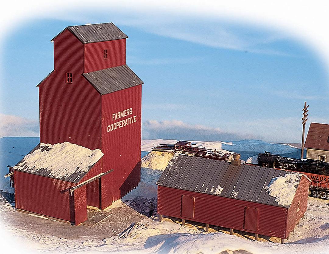 Walthers, Inc. op Rural Grain Elevator Kit