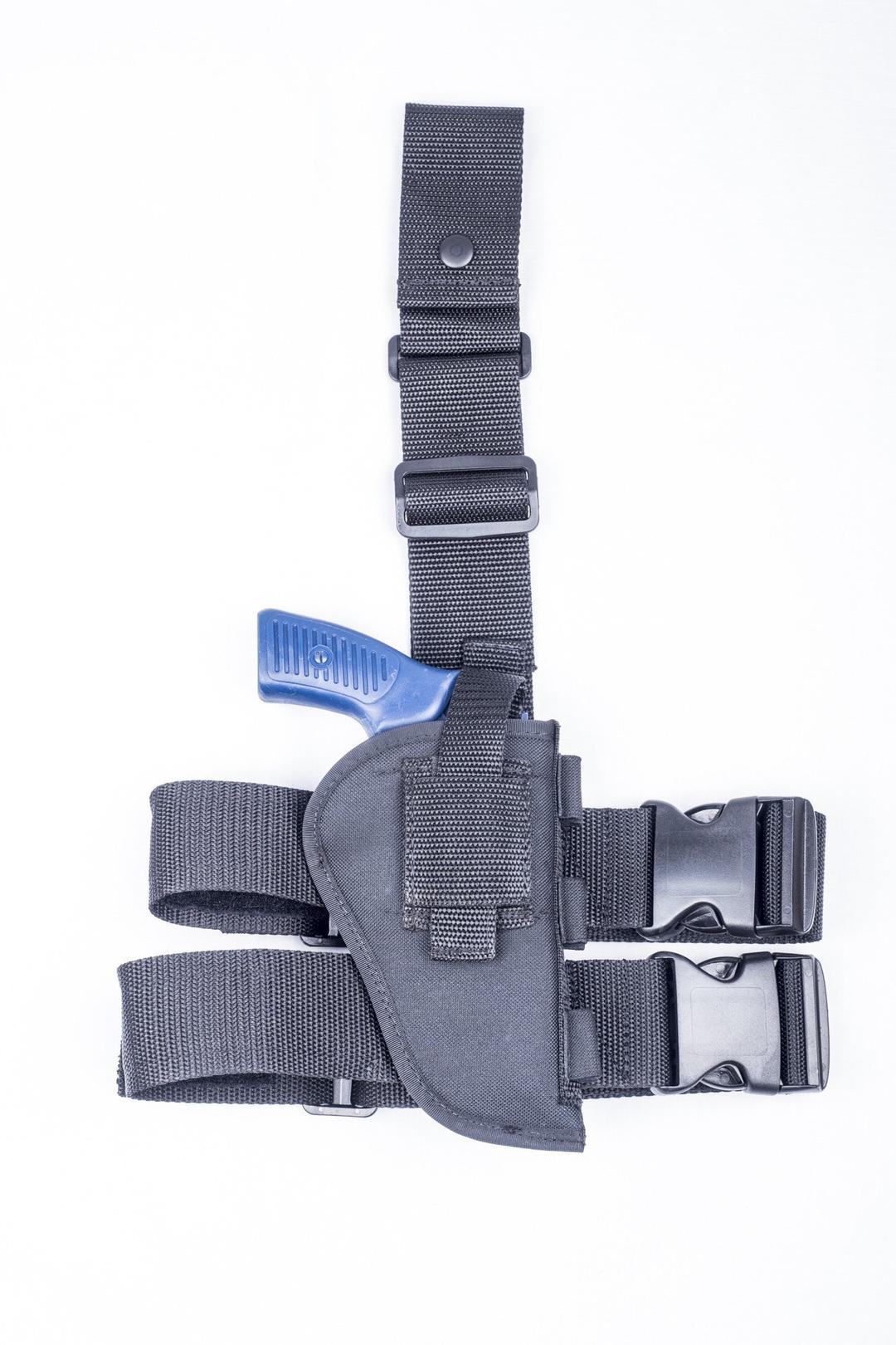 OUTBAGS USA (NTAC09-BK-RH) - Nylon Drop Leg Thigh Holster with Bullet Shell Loops. Fits Most 4" Revolvers. Made in USA