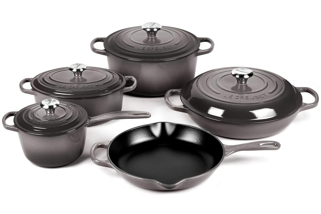 Le CreusetSignature Cast Iron Cookware Set - 9 Piece (Oyster)