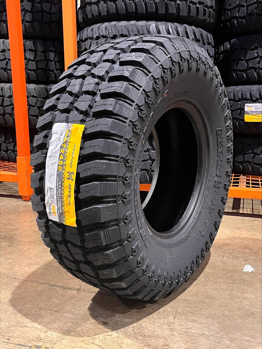 Hang Over M/T Tire(s) 305/70R16 124Q LRE BSW