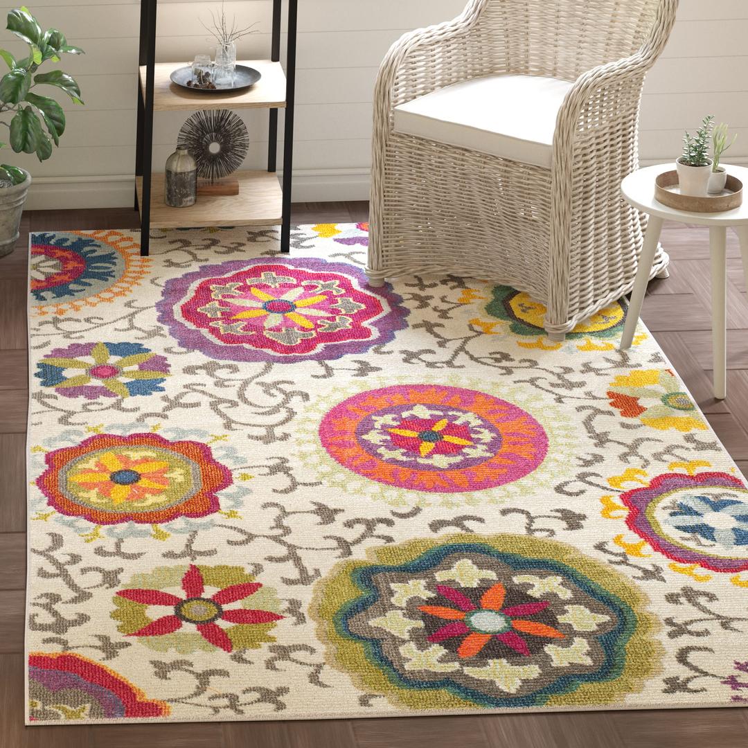 SAFAVIEH Monaco Collection 5'1" x 7'7" IvoryMulti MNC233A Boho Floral Non-Shedding Living Room Bedroom Area Rug