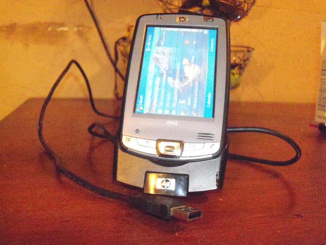 HP iPAQ hx2495 Pocket PC